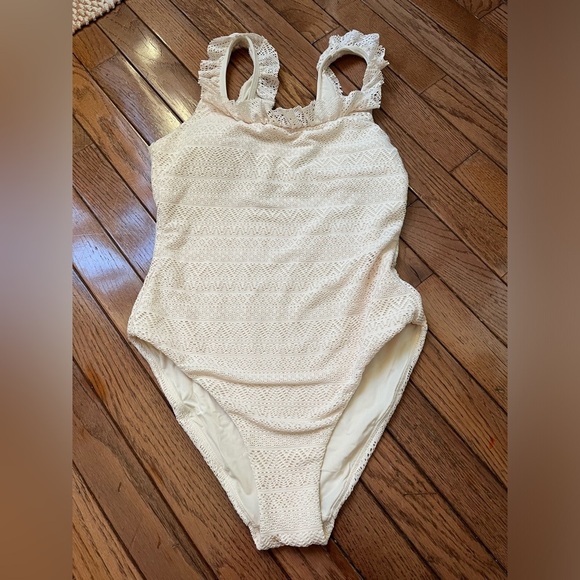 Andie Hydra One Piece Crochet Swimsuit - Picture 2 of 7